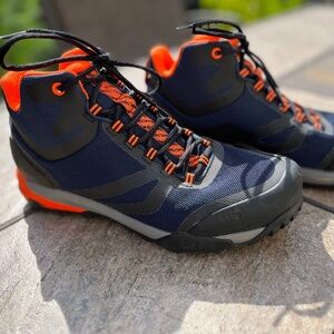 5.11 Tactical AT navy mid boots
